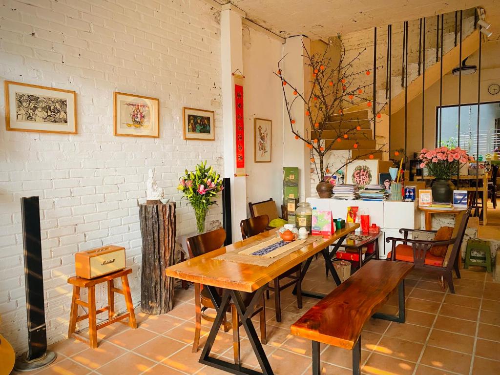 May’s house Nhà của Mây – Hanoi